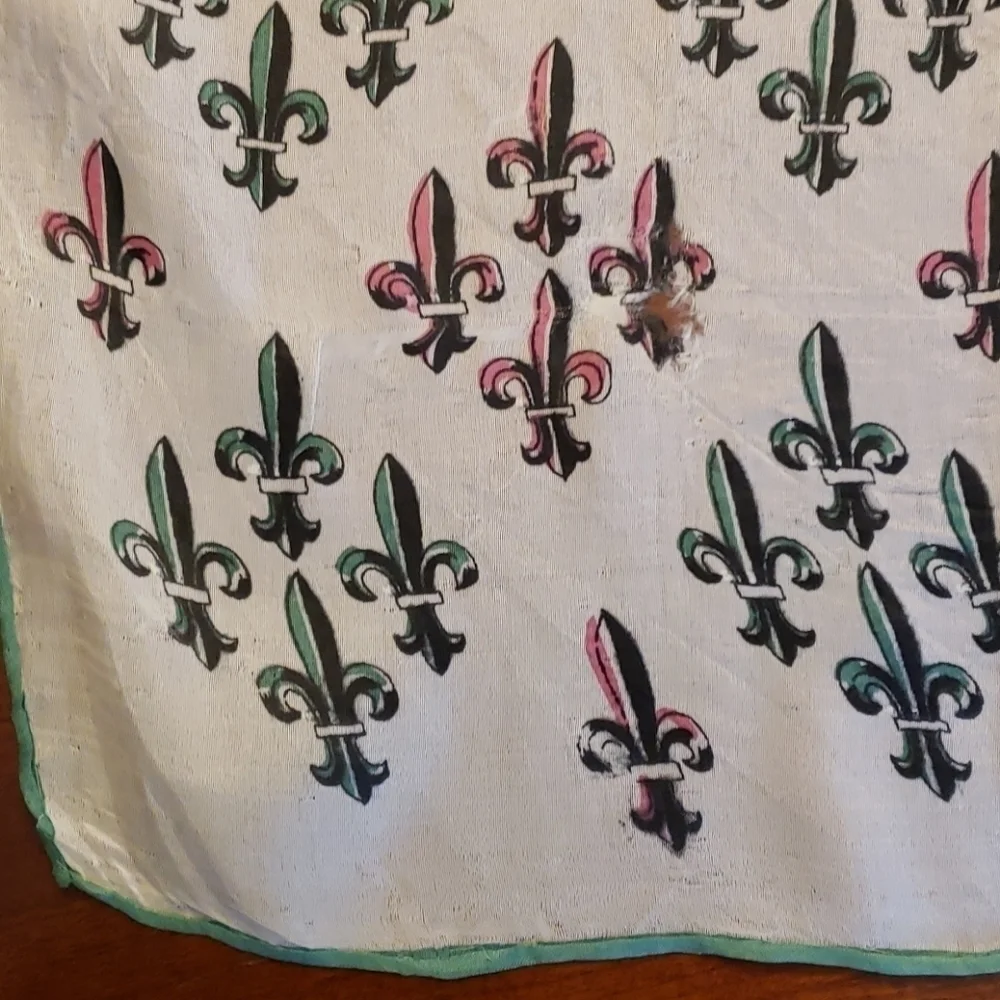 VTG Hand Rolled Silk & Rayon Scarf Fluer-de-lis
